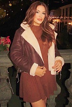 Ukrainian mail order bride Livia from Brasília with brunette hair and brown eye color - image 4