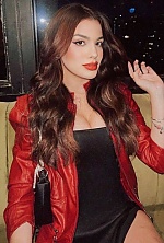 Ukrainian mail order bride Livia from Brasília with brunette hair and brown eye color - image 5