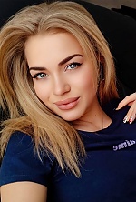 Ukrainian mail order bride Vironika from New York with blonde hair and grey eye color - image 9