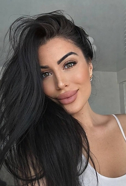 Anastasiia, 32 y.o. from Kyiv, Ukraine