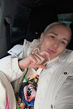 Ukrainian mail order bride Darina from Kyiv with blonde hair and green eye color - image 8