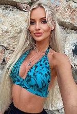 Ukrainian mail order bride Yulianna from Brussels with blonde hair and blue eye color - image 3