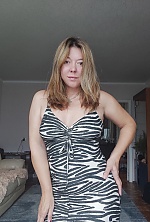 Ukrainian mail order bride Larisa from Kamianets-Podilskyi with light brown hair and brown eye color - image 5