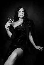 Ukrainian mail order bride Karyna from Kremenchug with black hair and brown eye color - image 2