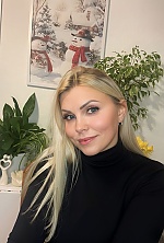 Ukrainian mail order bride Yuilia from Bamberg with blonde hair and grey eye color - image 14