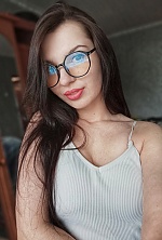 Ukrainian mail order bride Daria from Boryspil with brunette hair and brown eye color - image 4