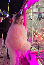 Ukrainian mail order bride Kateryna from Kryvyi Rih with blonde hair and green eye color - image 2