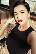 Ukrainian mail order bride Olha from Odesa with brunette hair and brown eye color - image 2