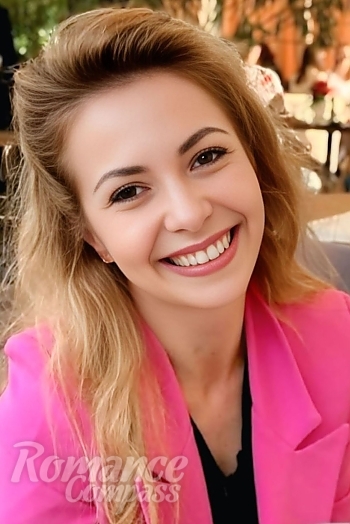 Ukrainian mail order bride Anastasiia from Denver with blonde hair and brown eye color - image 1