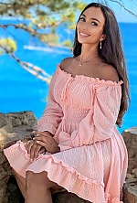 Ukrainian mail order bride Valeria from Lviv with brunette hair and green eye color - image 8