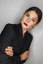 Ukrainian mail order bride Oksana from Zaporizhzhia with light brown hair and brown eye color - image 2