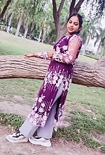 Ukrainian mail order bride Luxita from Ambāla with black hair and brown eye color - image 7