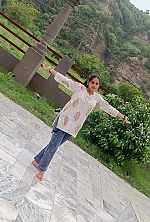 Ukrainian mail order bride Luxita from Ambāla with black hair and brown eye color - image 5