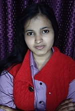 Ukrainian mail order bride Lucky from Shamli with black hair and brown eye color - image 5