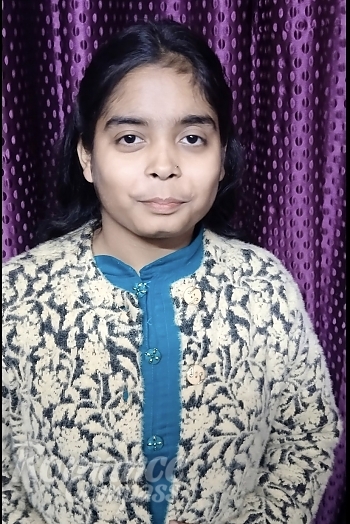 Ukrainian mail order bride Prachi from Shamli with black hair and brown eye color - image 1