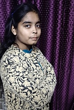 Ukrainian mail order bride Prachi from Shamli with black hair and brown eye color - image 7