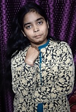 Ukrainian mail order bride Prachi from Shamli with black hair and brown eye color - image 5