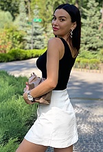 Ukrainian mail order bride Svetlana from Kharkiv with brunette hair and brown eye color - image 3
