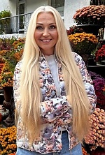 Ukrainian mail order bride Angela from Praha 11 with blonde hair and blue eye color - image 8