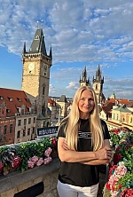 Ukrainian mail order bride Angela from Praha 11 with blonde hair and blue eye color - image 6