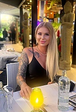 Ukrainian mail order bride Oksana from Valencia with blonde hair and green eye color - image 8