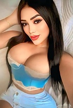 Ukrainian mail order bride Marly from Bogotá with black hair and brown eye color - image 4