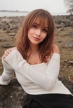 Ukrainian mail order bride Anastasia from Cherkasy with brunette hair and green eye color - image 8