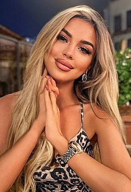 Alina, 31 y.o. from Kyiv, Ukraine