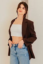 Ukrainian mail order bride Vladyslava from Bielefeld with black hair and brown eye color - image 3