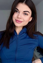 Ukrainian mail order bride Vladyslava from Bielefeld with black hair and brown eye color - image 8