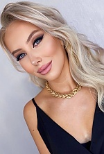 Ukrainian mail order bride Anna from Kropivnitskiy with blonde hair and blue eye color - image 3