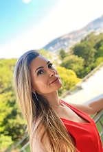 Ukrainian mail order bride Alina from Valencia with light brown hair and brown eye color - image 5