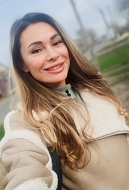 Alina, 42 y.o. from Valencia, Spain