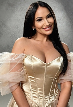 Natalia, 48 y.o. from Zaporizhzhia, Ukraine