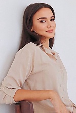 Ukrainian mail order bride Daria from Bucharest with brunette hair and brown eye color - image 2