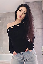 Ukrainian mail order bride Anna from Kyiv with light brown hair and brown eye color - image 13