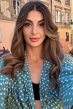 Ukrainian mail order bride Alina from Lviv with brunette hair and brown eye color - image 5