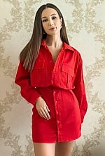 Ukrainian mail order bride Daria from Kyiv with light brown hair and grey eye color - image 3