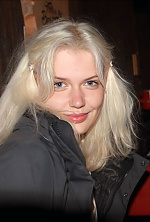 Ukrainian mail order bride Maria from London with blonde hair and blue eye color - image 2