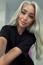 Ukrainian mail order bride Lucia from Chicago with blonde hair and hazel eye color - image 6