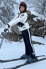 Ukrainian mail order bride Yevhenia from Nuremberg with brunette hair and green eye color - image 10