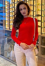 Ukrainian mail order bride Yevhenia from Nuremberg with brunette hair and green eye color - image 8