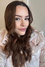 Ukrainian mail order bride Elha from Stavanger with light brown hair and brown eye color - image 8