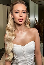 Ukrainian mail order bride Daria from Kyiv with blonde hair and blue eye color - image 2