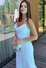 Ukrainian mail order bride Elizabet from Ternopil with brunette hair and brown eye color - image 9
