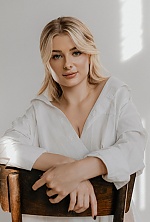 Ukrainian mail order bride Viktoria from Kyiv with blonde hair and green eye color - image 5