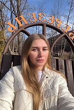 Ukrainian mail order bride Alina from Kyiv with blonde hair and green eye color - image 2