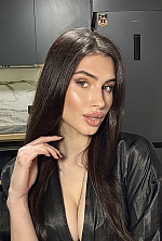 Ukrainian mail order bride Anastasia from Kyiv with light brown hair and green eye color - image 9