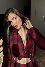 Ukrainian mail order bride Anastasia from Kyiv with light brown hair and green eye color - image 5