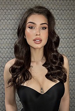 Ukrainian mail order bride Anastasia from Kyiv with light brown hair and green eye color - image 10